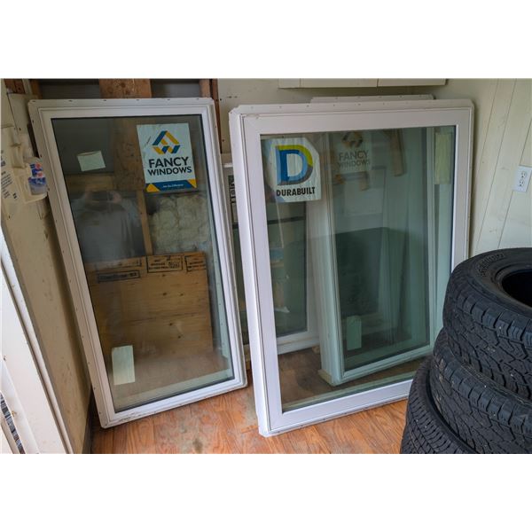 LOT OF ASSORTED WINDOWS