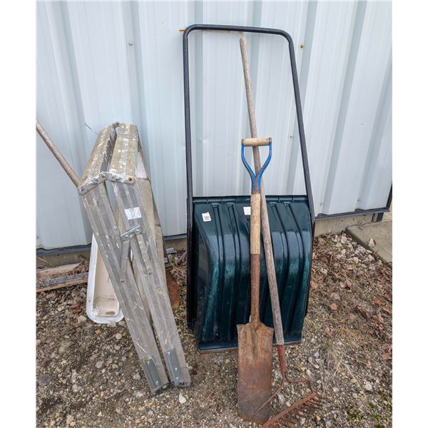 LOT OF SHOVELS, RAKE & 3 STEP LADDER
