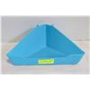 NEW TRIANGLE LITTER PAN FOR SMALL