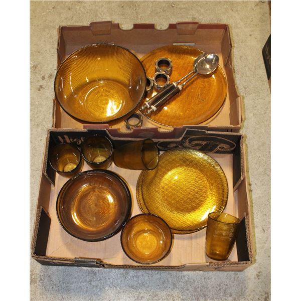 LOT OF 2 AMBER GLASS UNCLAIMED