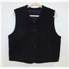 Image 1 : REVERSIBLE NAVY BLUE VEST SIZE UNKNOWN
