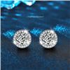 Image 1 : 1 CT GRA CERTIFIED CLASSIC STYLE ROUND BRILLIANT