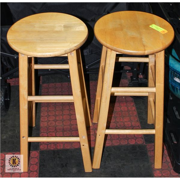 SET OF 2 BAR STOOLS 23"H