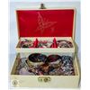 Image 2 : ESTATE VINTAGE JEWELLERY BOX FULL OF