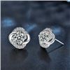 Image 2 : 1 CT GRA CERTIFIED FLOWER STYLE ROUND BRILLIANT