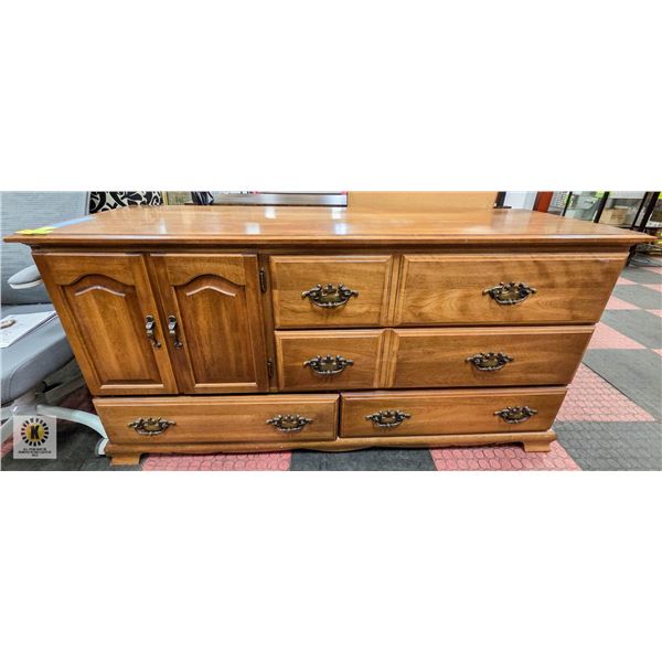 5 DRAWER DRESSER H-31" W-19" L-60" + MIRROR (NOT-