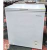 Image 1 : ESTATE INSIGNIA CHEST FREEZER H-33.5" W-21" L-29"