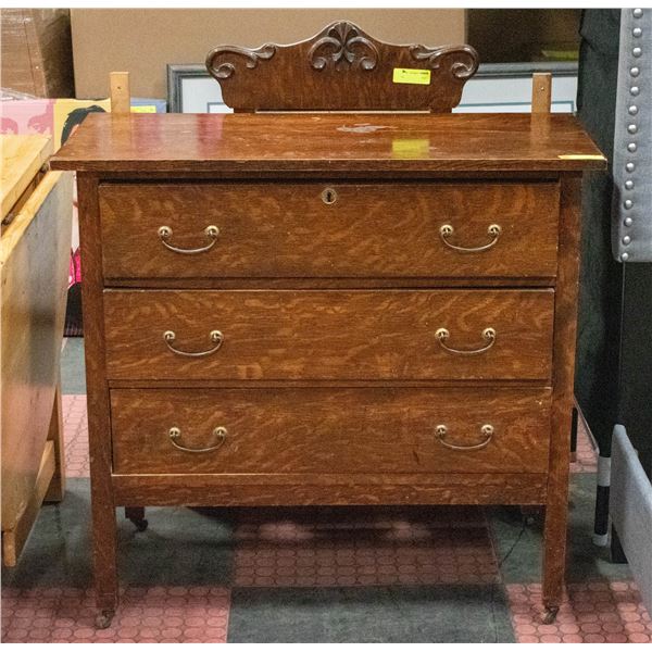 DRESSER VANITY W/ MIRROR MISSING BRACE ON 1 SIDE