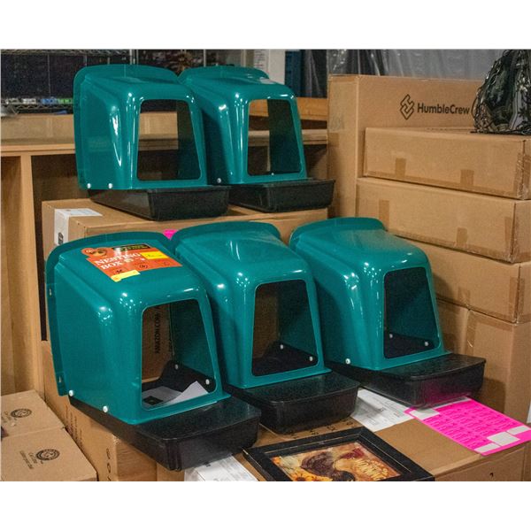 SET OF 5 CHICKEN WALL HANGING NESTING BOXES