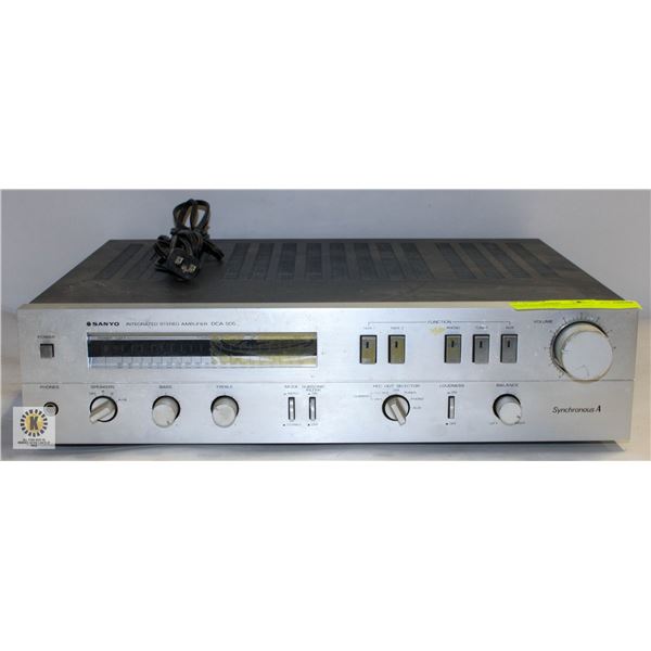 SANYO INTEGRATED STEREO AMPLIFIER DCA 505