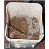Image 1 : BUCKET OF CHAINS