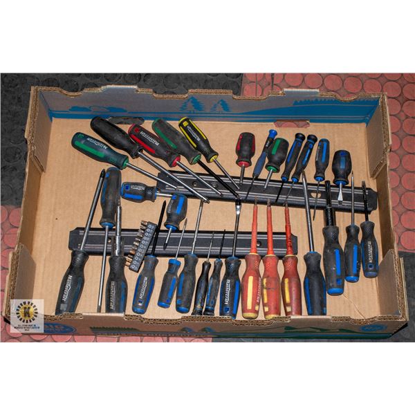 FLAT WITH 45-PIECE MASTERCRAFT SCREWDRIVER