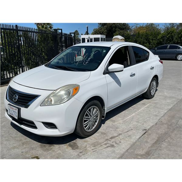 NISS VERSA 2014 T-DONATION