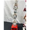 Image 2 : 3 Christmas Totem Style Poles