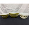 Image 3 : Vintage "Spring Blossom" Pyrex Nesting Bowl Set