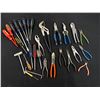 Image 1 : Variety of Hand Tools