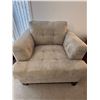 Image 2 : Fabric Arm Chair