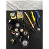 Image 1 : Assortment of Wire Brushes