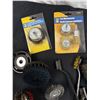 Image 2 : Assortment of Wire Brushes