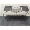 Image 3 : Mid Century Modern Stand