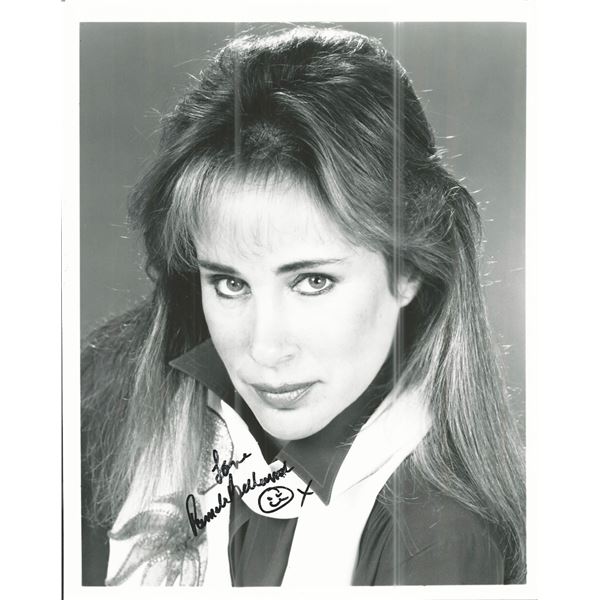 Dynasty Pamela Bellwood Signed Photo