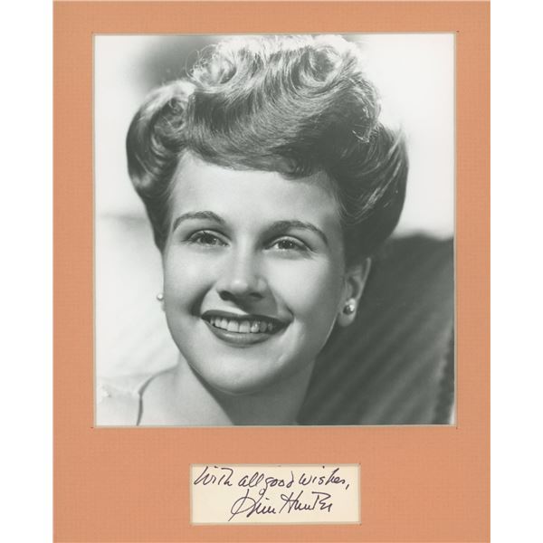 Kim Hunter signature cut and photo