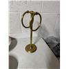 Image 1 : Towel stand
