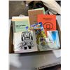 Image 1 : Miscellaneous lot, postcards, maps, etc.