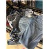 Image 1 : 2 pairs American Eagle, short size 8, Ish, silver jeans and other various sizes