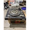 Image 1 : Sanyo record player