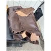 Image 1 : Leather pieces