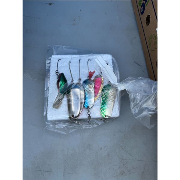 Fishing lures
