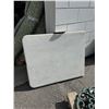 Image 1 : Folding table