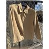 Image 1 : Traditions, size 16 shirt