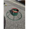Image 1 : Christmas tree stand