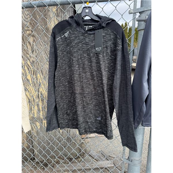 Nwt BLT71 size large