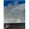 Image 2 : Serving dishes