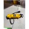 Image 1 : DeWalt cut out tool