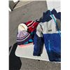 Image 4 : Assorted kids, clothing, toques, etc.