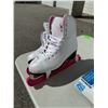 Image 1 : Size 8 figure skates