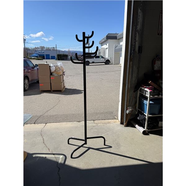 Coat stand