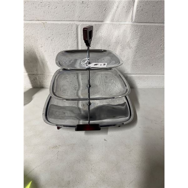 Gol-Hill tiered serving tray