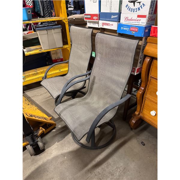 2 swivel outdoor chairs