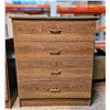 Image 1 : Tall Dresser