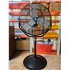 Image 1 : Powerfist Shop Fan