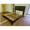 Image 1 : queen size bedframe