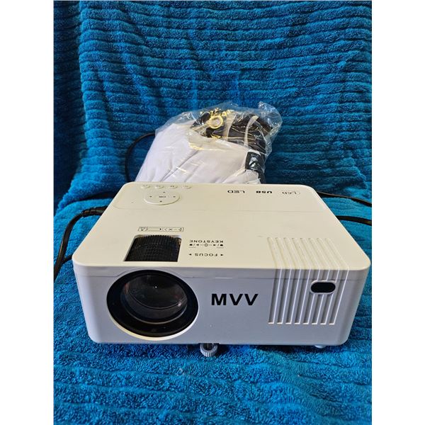 HDMI Projector and Screen