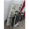 Image 2 : Hand Truck w/Box Fan, 2 Step Stool