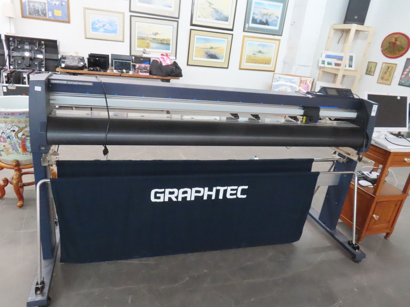 Graphtec Cutting Pro FC9000 Plotter w/Computer
