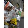Image 2 : Vases, Martini Stems, Wine Glasses, Wall Sconce